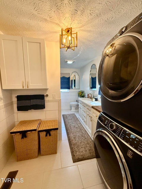 Photo #48: 11516 Frederick Road