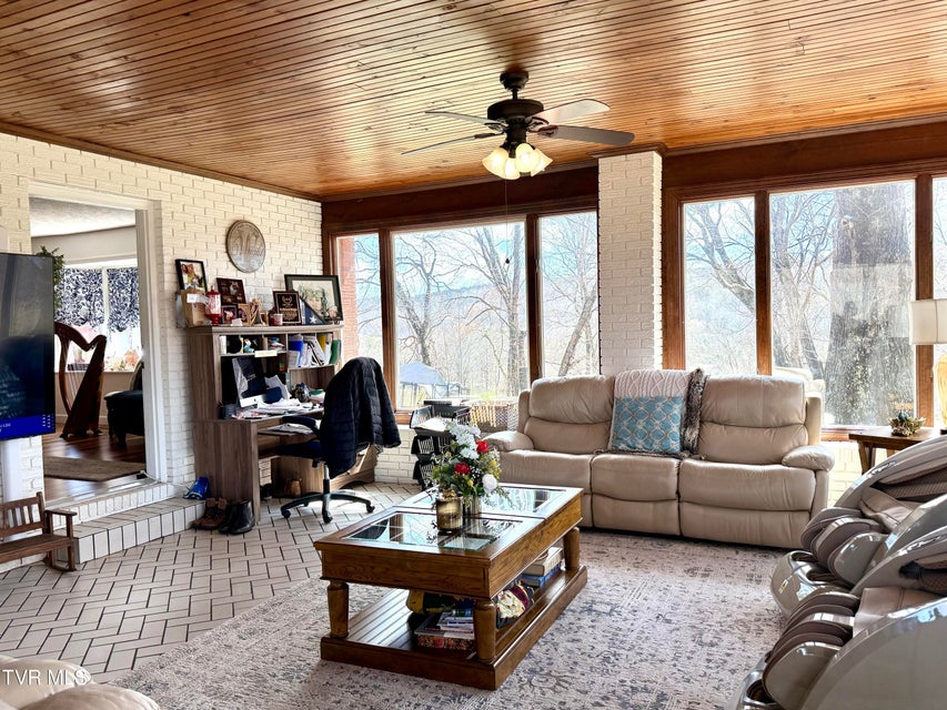 Photo #75: 11516 Frederick Road