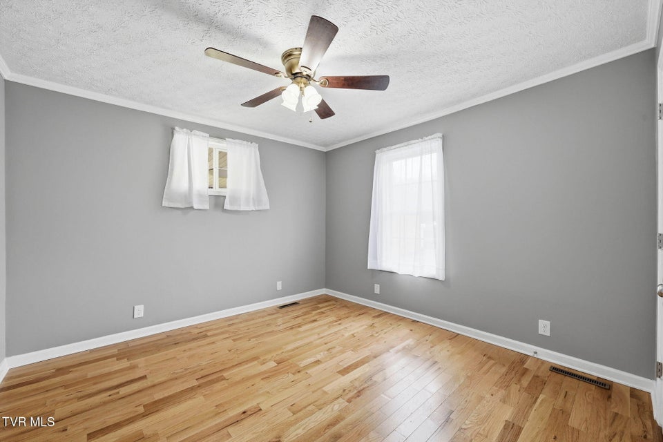 Photo #10: 2605 Gray Street