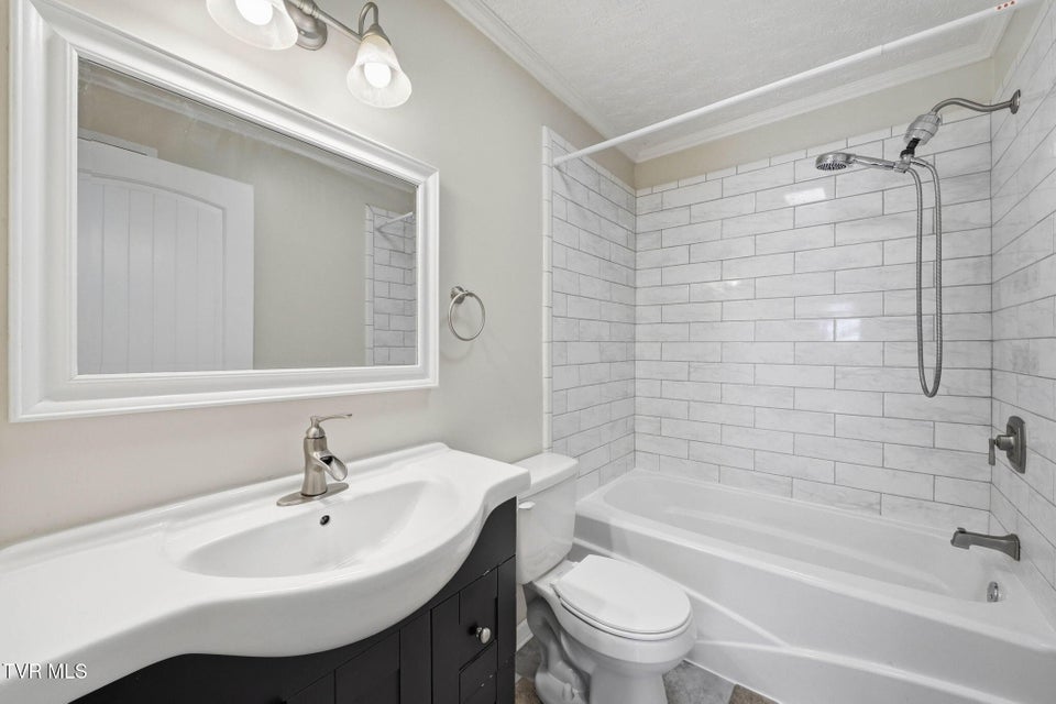 Photo #13: 2605 Gray Street