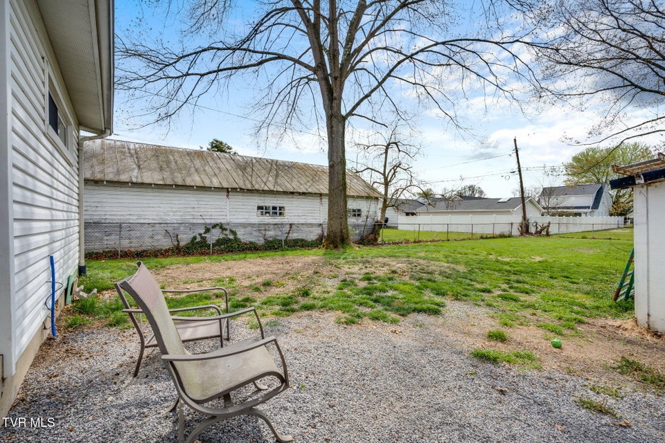 Photo #23: 1504 Miller Street