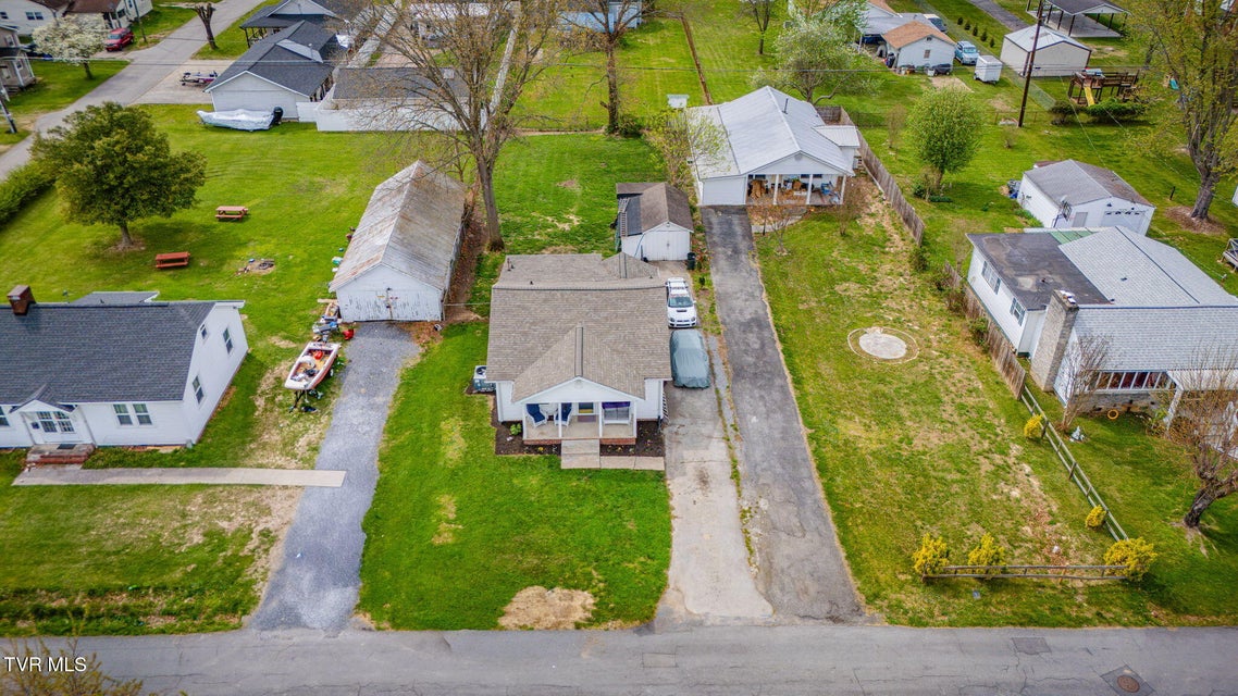 Photo #27: 1504 Miller Street