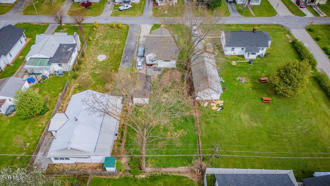 Photo #29: 1504 Miller Street