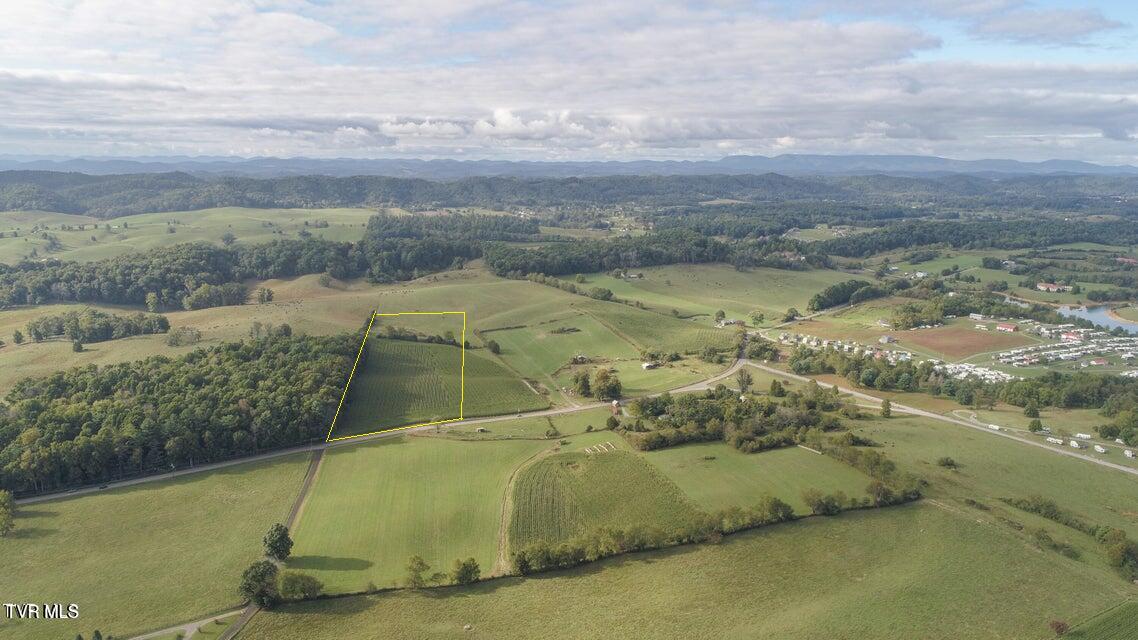 Photo #2: 661 & 683 Tennessee 44 