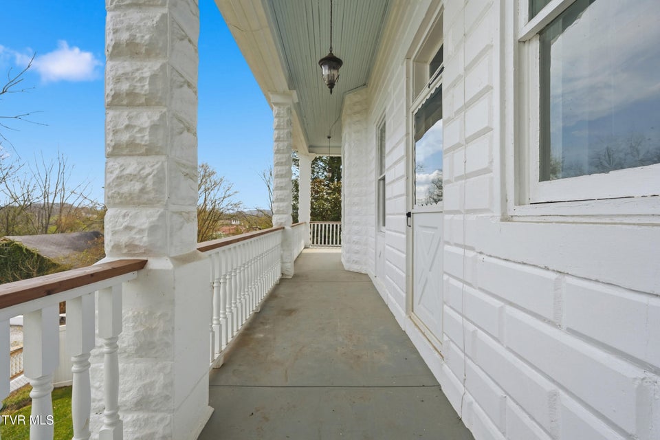 Photo #10: 243 Mason Place