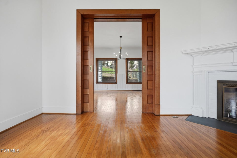 Photo #20: 243 Mason Place