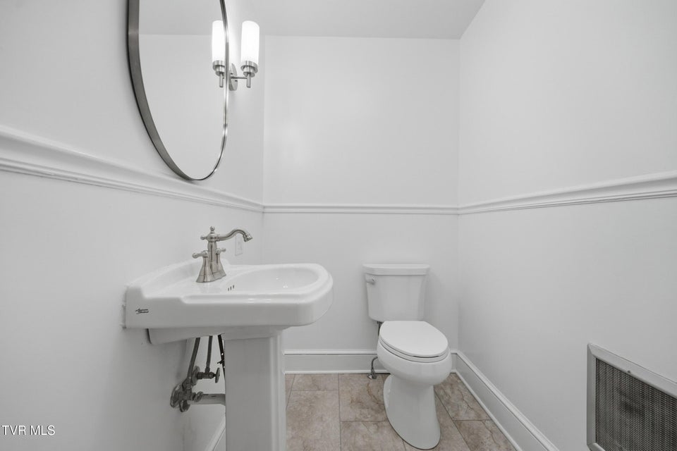 Photo #29: 243 Mason Place