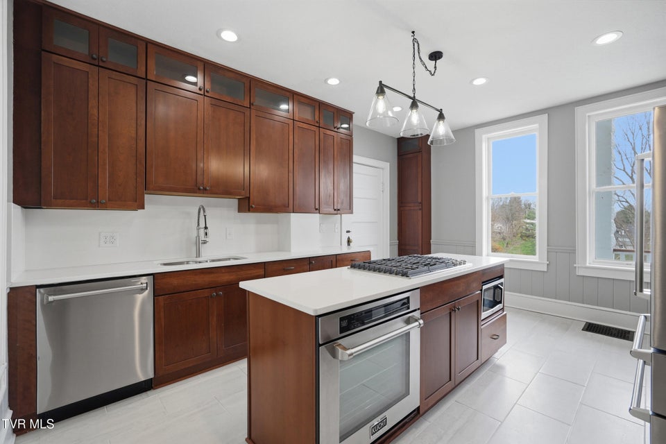 Photo #30: 243 Mason Place