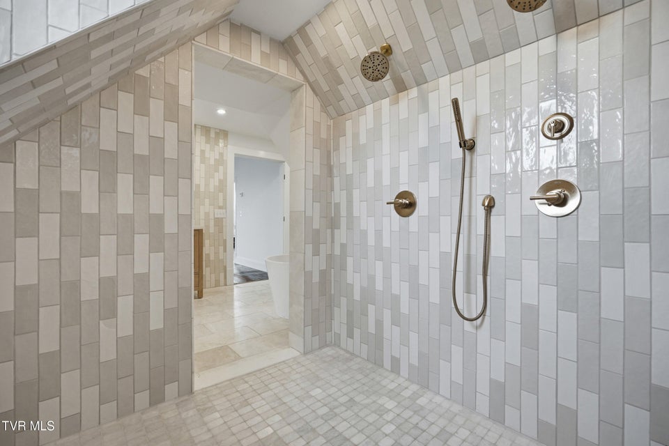 Photo #49: 243 Mason Place