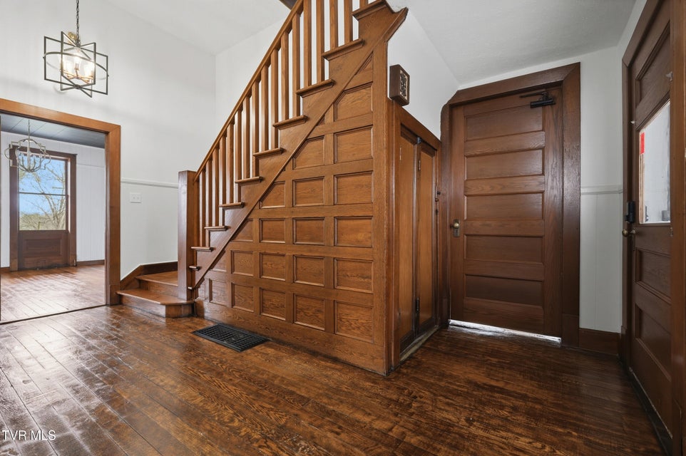 Photo #57: 243 Mason Place