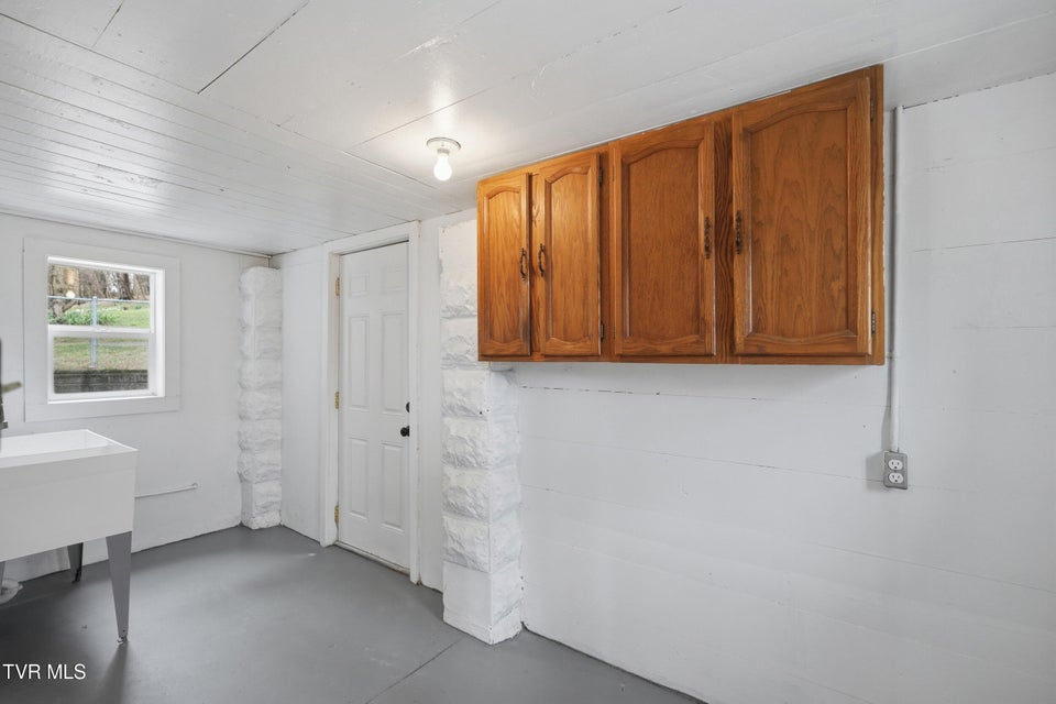 Photo #58: 243 Mason Place