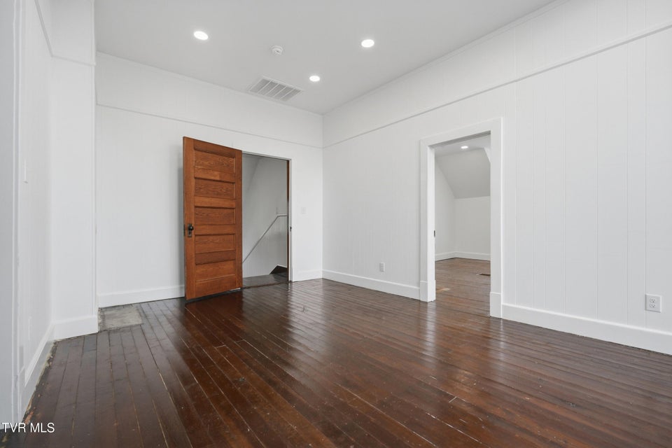 Photo #59: 243 Mason Place