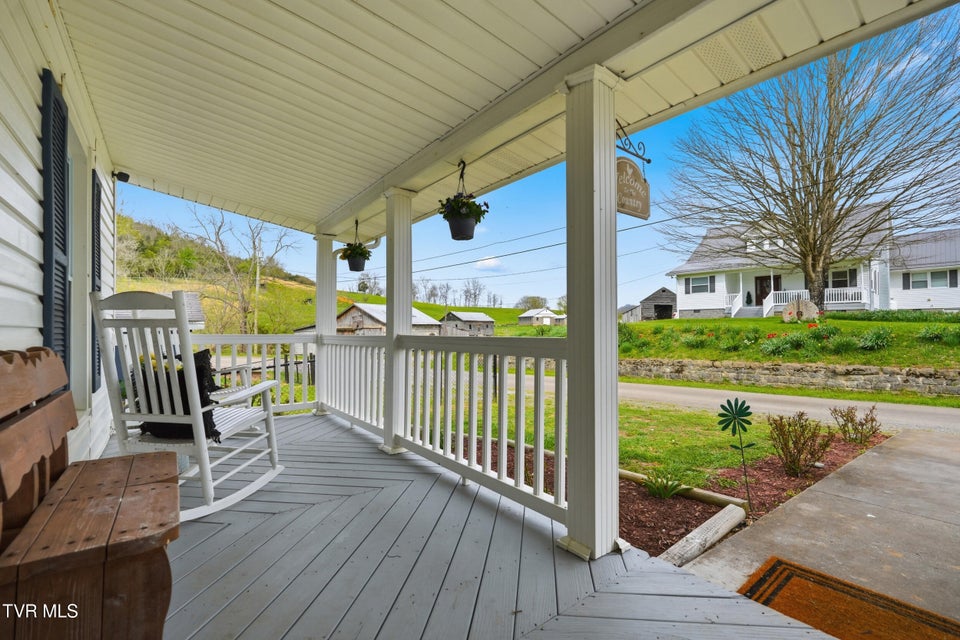 Photo #3: 138 Luttie Banner Drive