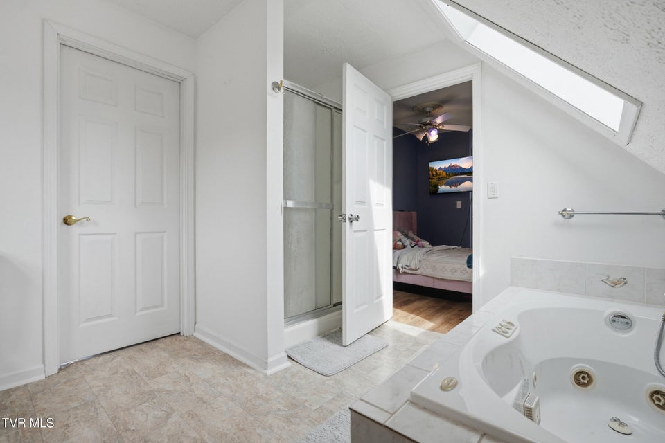 Photo #31: 138 Luttie Banner Drive