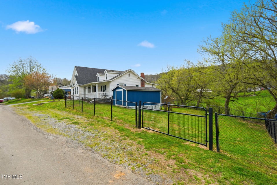 Photo #39: 138 Luttie Banner Drive