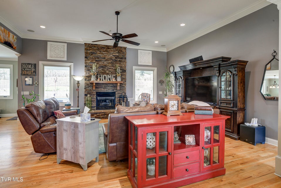 Photo #6: 275 Galway Court