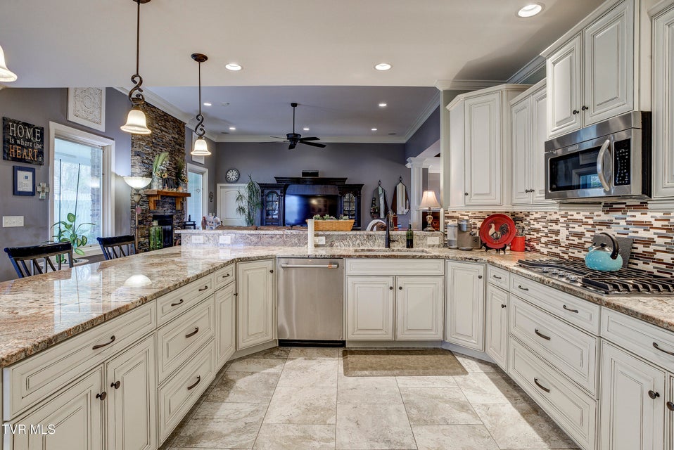 Photo #16: 275 Galway Court