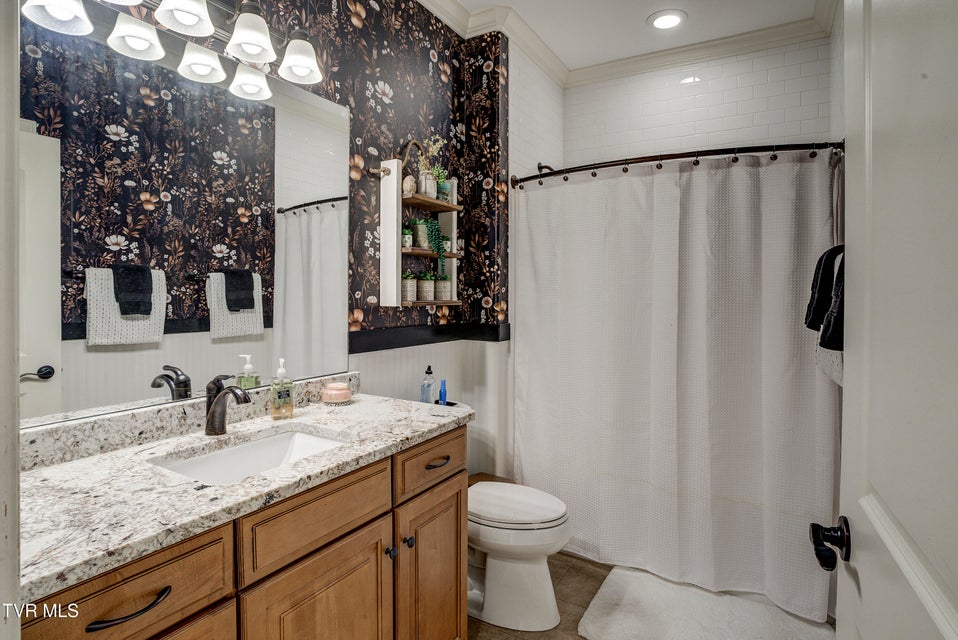 Photo #24: 275 Galway Court