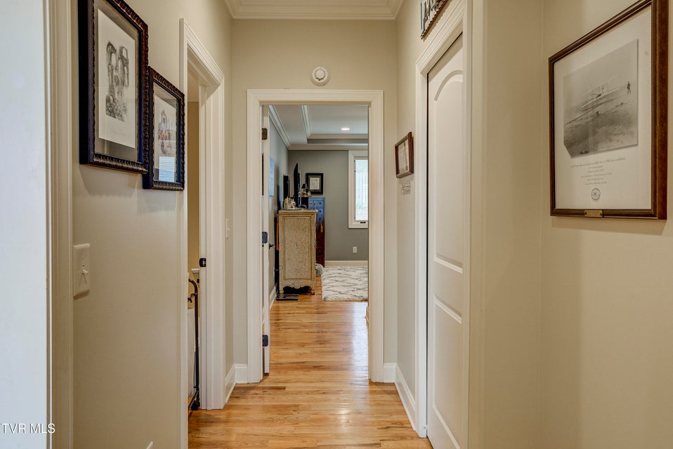 Photo #28: 275 Galway Court