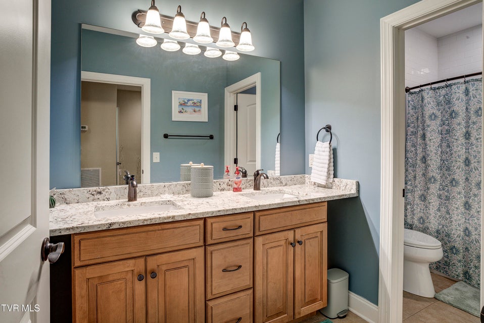 Photo #40: 275 Galway Court