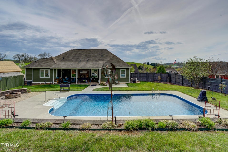 Photo #60: 275 Galway Court