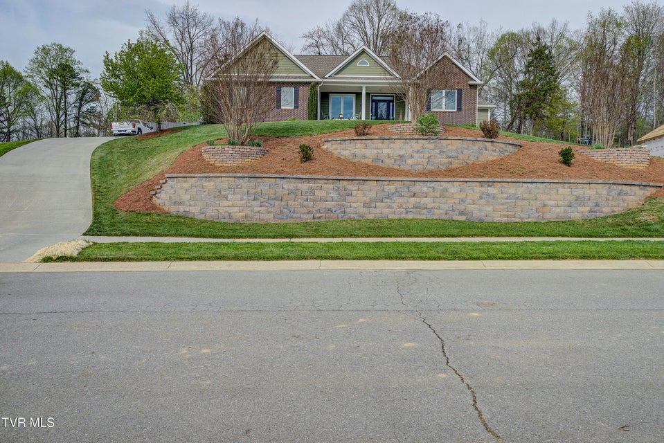 Photo #69: 275 Galway Court