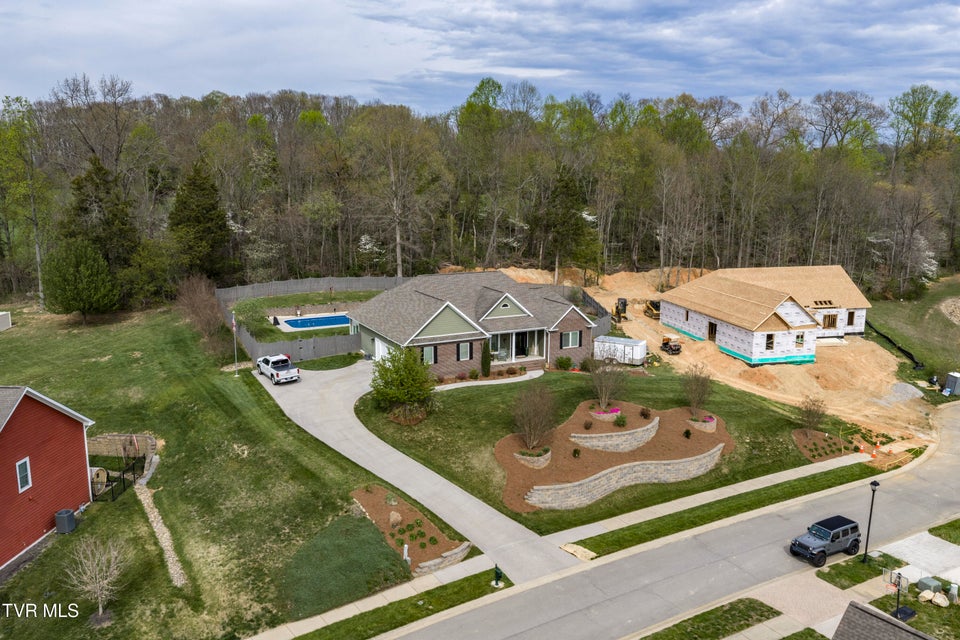 Photo #77: 275 Galway Court