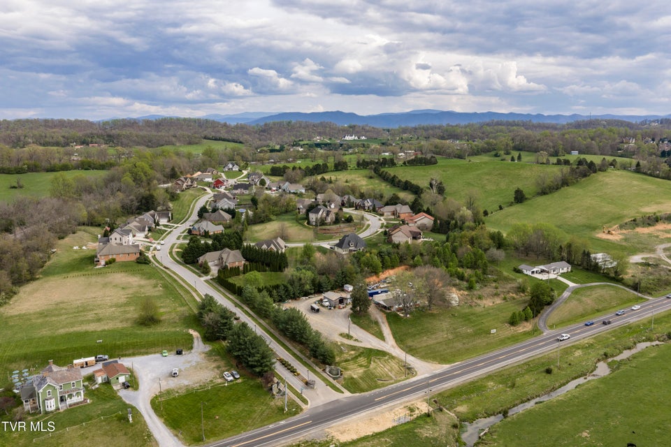 Photo #80: 275 Galway Court