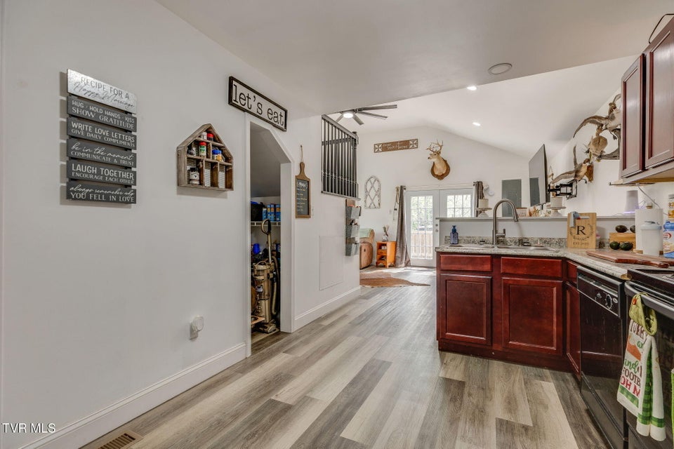 Photo #12: 1724 Echo Avenue