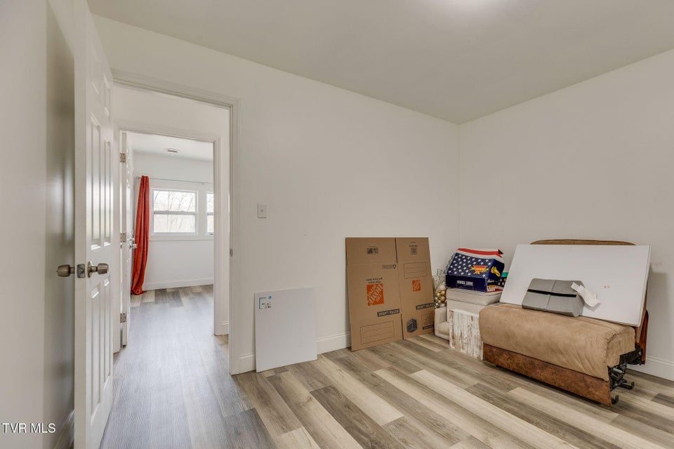 Photo #18: 1724 Echo Avenue