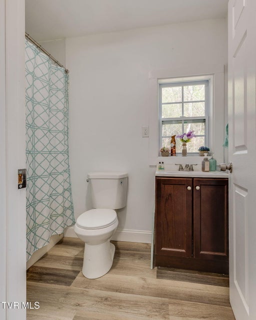 Photo #20: 1724 Echo Avenue