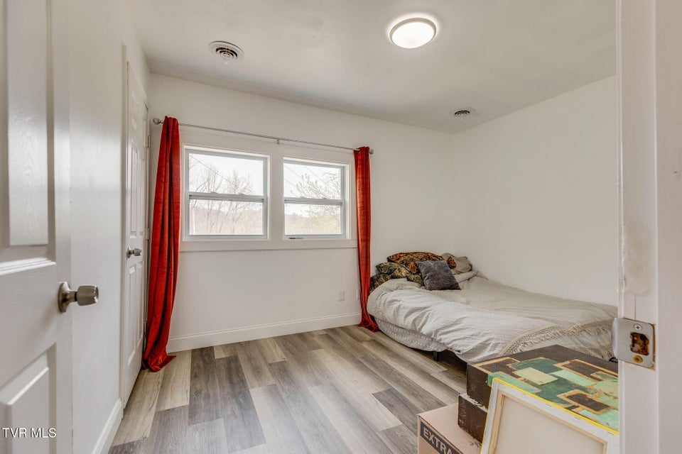 Photo #21: 1724 Echo Avenue