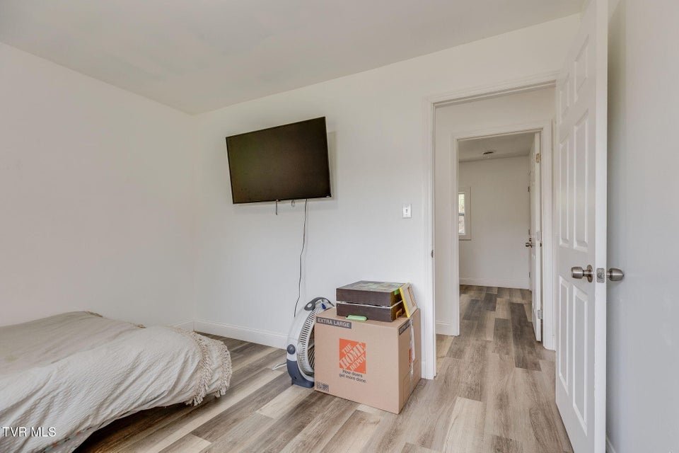 Photo #22: 1724 Echo Avenue