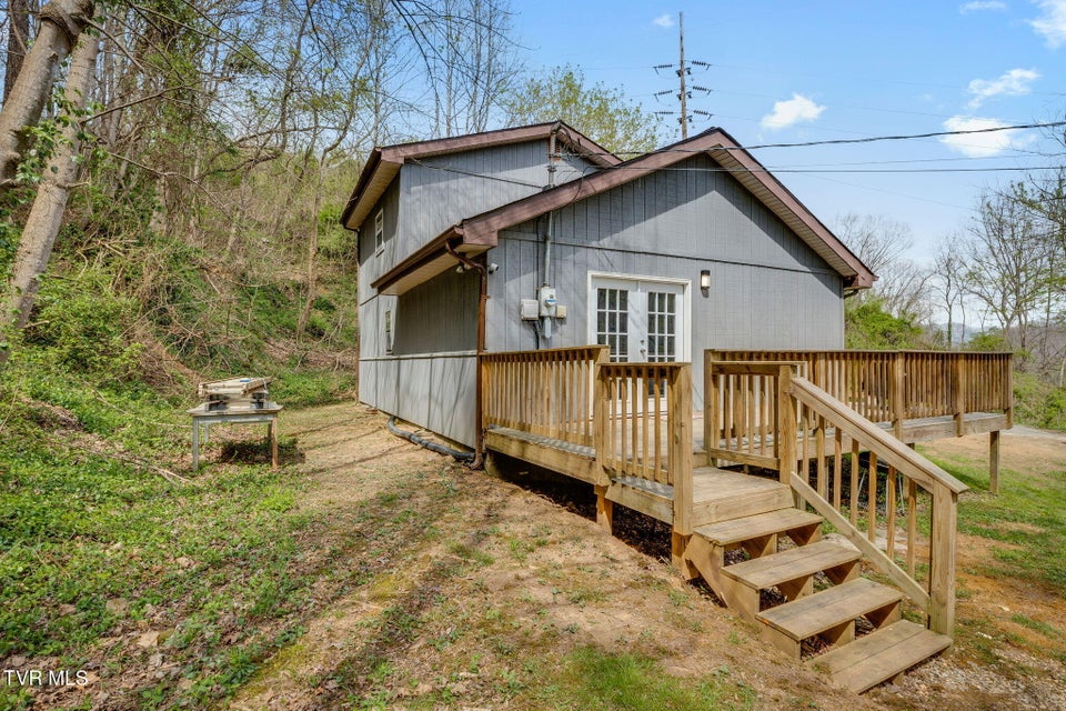 Photo #24: 1724 Echo Avenue