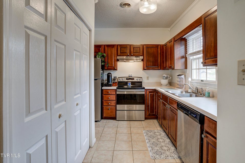 Photo #4: 1203 8th Avenue