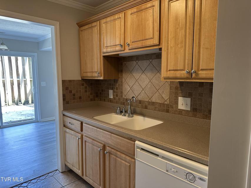 Photo #14: 504 -D Pilgrim Court