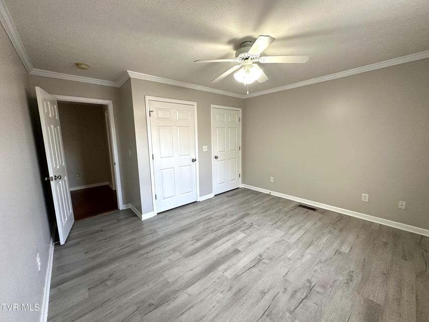 Photo #27: 504 -D Pilgrim Court