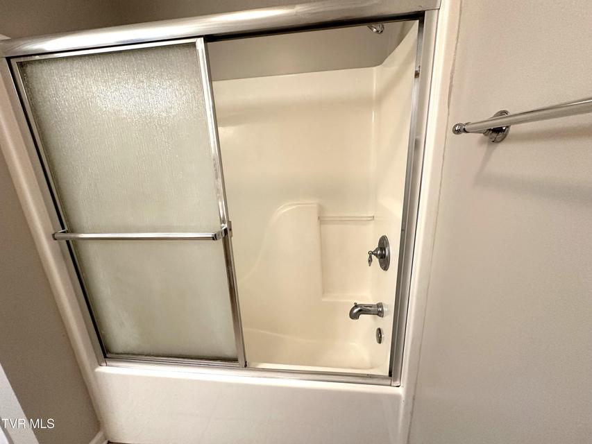 Photo #32: 504 -D Pilgrim Court