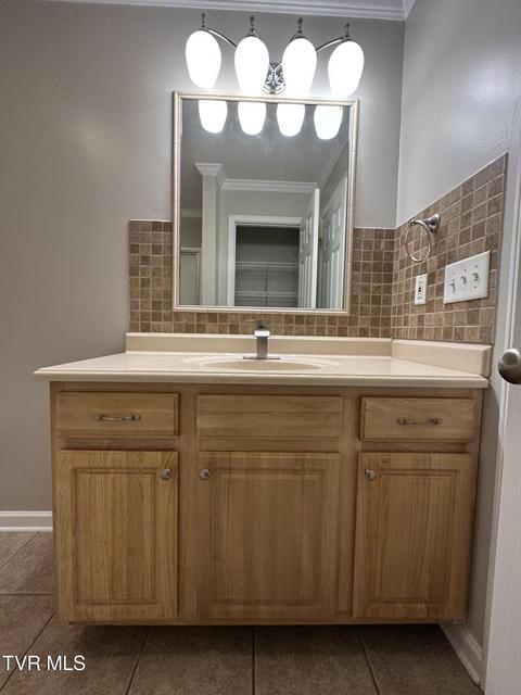 Photo #31: 504 -D Pilgrim Court