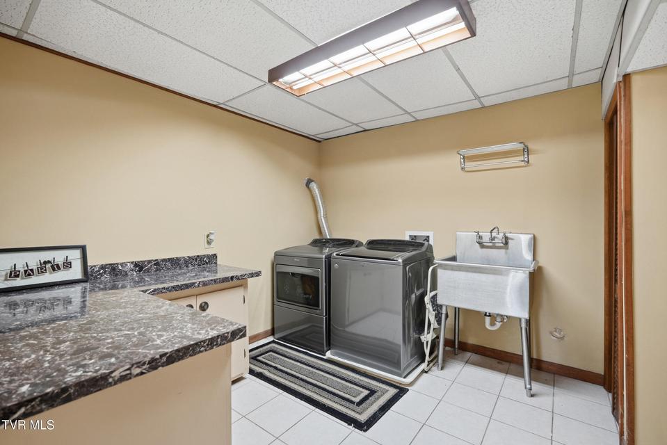 Photo #50: 232 Roscommon Drive