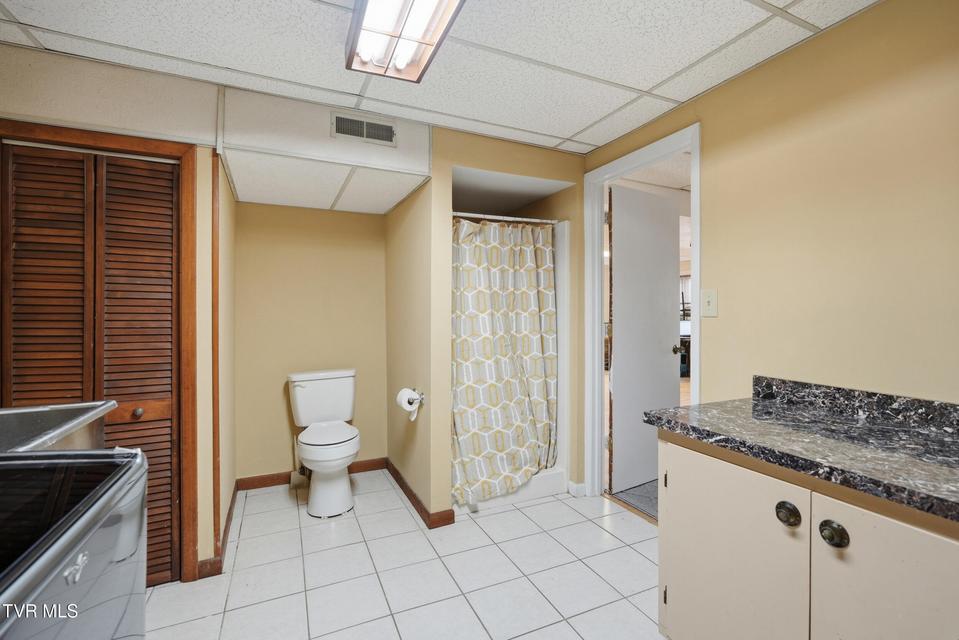 Photo #51: 232 Roscommon Drive