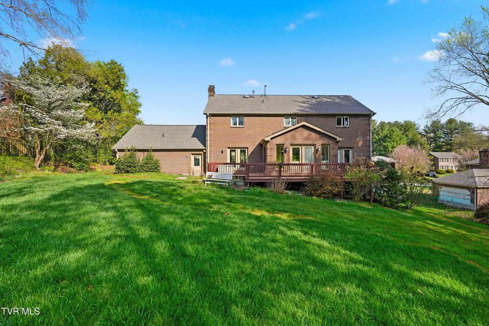 Photo #63: 232 Roscommon Drive