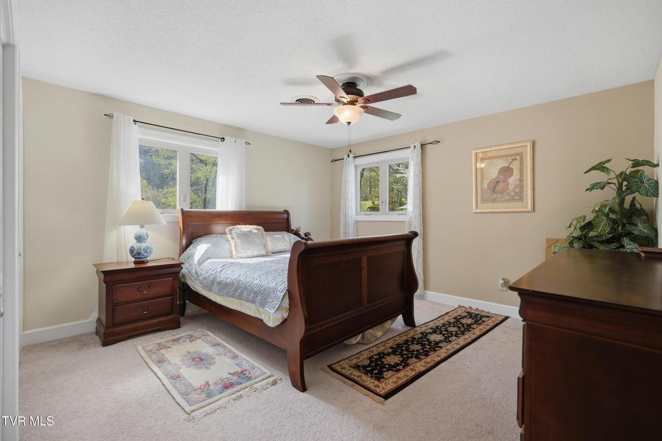 Photo #28: 232 Roscommon Drive