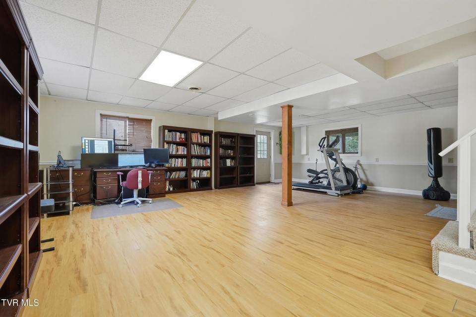 Photo #49: 232 Roscommon Drive