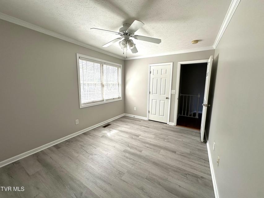 Photo #37: 504 -D Pilgrim Court