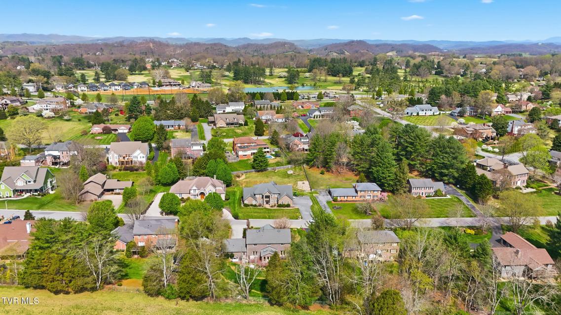 Photo #60: 232 Roscommon Drive