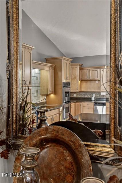 Photo #16: 101 Bond Town Road