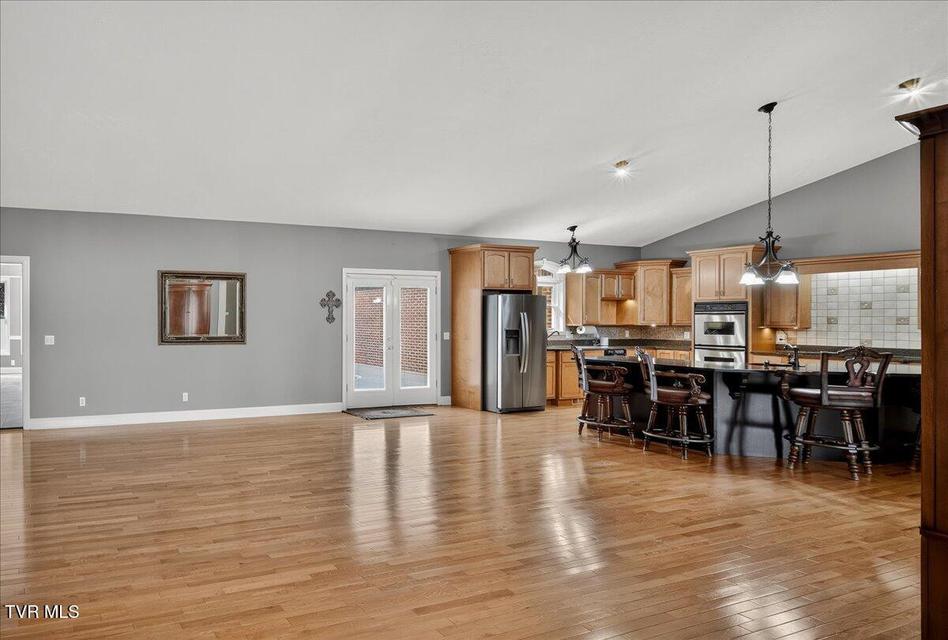 Photo #20: 101 Bond Town Road