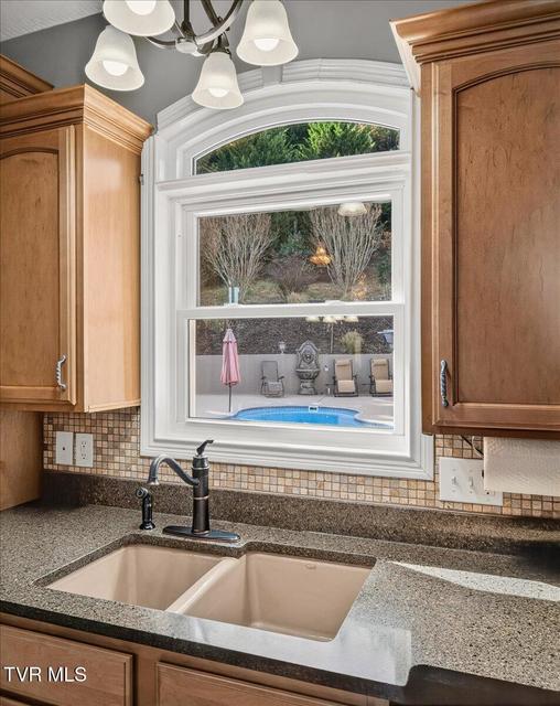 Photo #25: 101 Bond Town Road