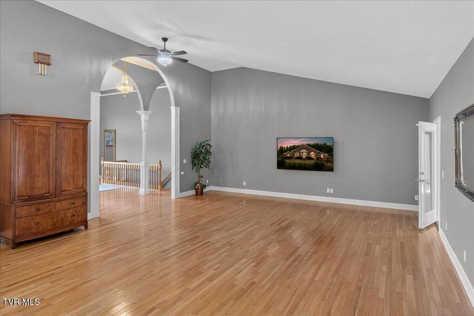 Photo #33: 101 Bond Town Road